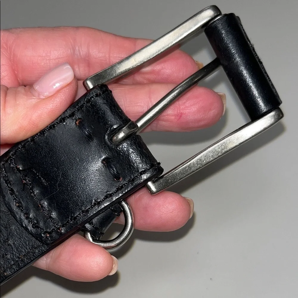 Source Unknown Black Leather Money Belt w/ Silver Buckle size 42”